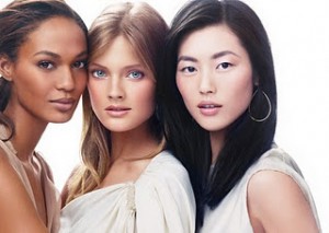 Estee Lauder Even Skintone & Cooling Eye Illuminator
