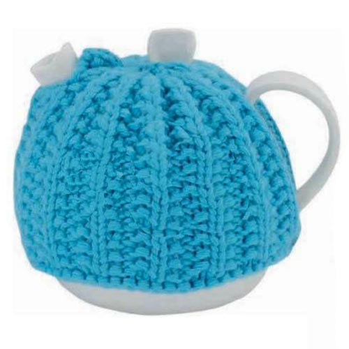 Kitchen Accessories with Knitted and Crochet Motifs