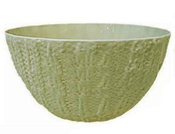 Kitchen Accessories with Knitted and Crochet Motifs