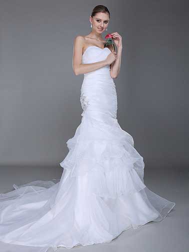 Sweetheart-Side-Embellishment-Mermaid-Wedding-Dress