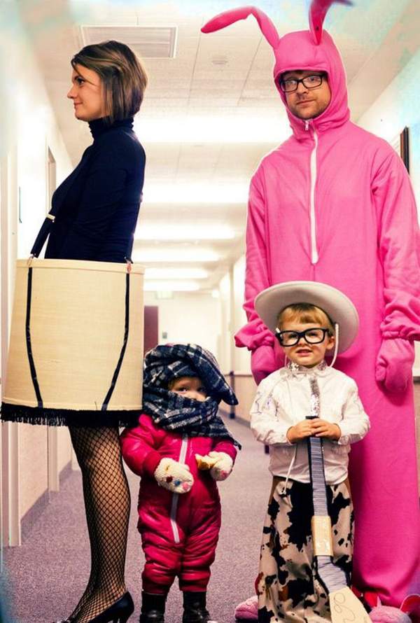 Creative Family Costume Idea