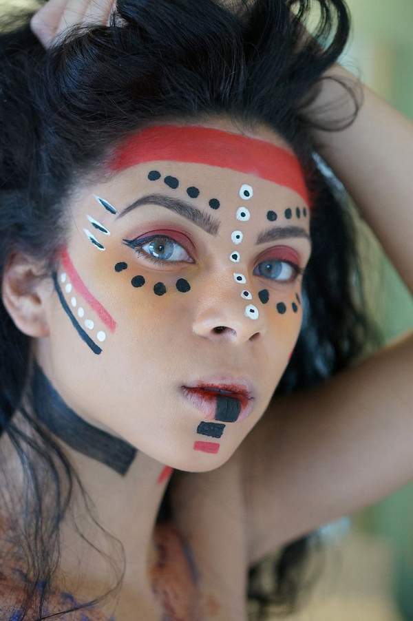 Real-Girl Halloween Costumes That Are Terrifyingly Gorgeous