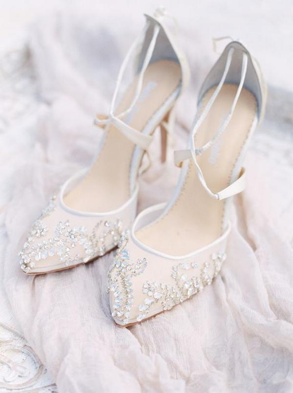 Tips for Buying Wedding Shoes for the Bride_14